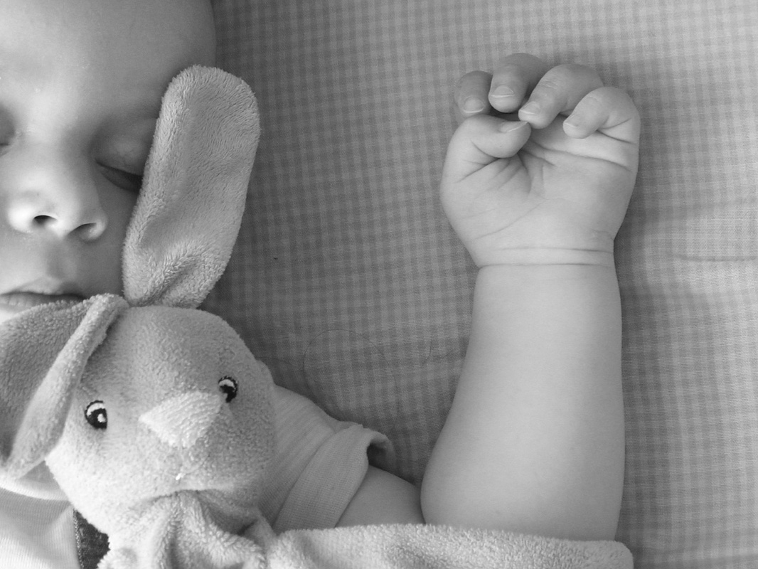 Les troubles du sommeil, que ce soit de façon chronique ou ponctuelle, sont un motif fréquent de consultation, et nous allons voir dans cet article les différents leviers qu'a le Neuro-training pour en venir à bout.