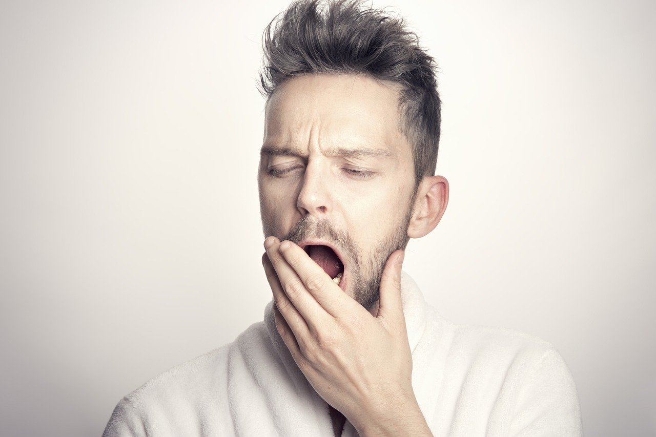 Sommeil agité, rêves abondants, cauchemars récurrents... Sont-ils seulement troubles à éradiquer ou bien peuvent-ils présenter un intérêt thérapeutique ? Quelle place accorde la médecine chinoise à ce sujet ? Observons ensemble le point de vue taoïste à ce sujet, qui nous rappellent que le corps rêve et nous parle dans les rêves !