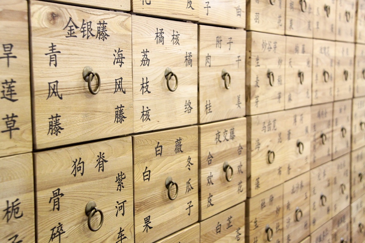 "Un homme averti en vaut deux" dit le diction populaire ! Connaitre ce qui nous fragilise permet donc de se prémunir plus facilement. Découvrez les causes principales de la maladie vue par la médecine chinoise.